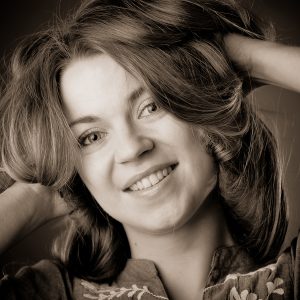 Portret studyjny, sesja kobieca - fotograf Kraków, sesja portretowa Kraków