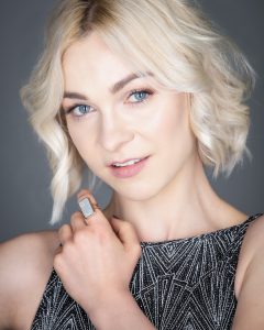 Portret studyjny, sesja kobieca - fotograf Kraków, sesja portretowa Kraków