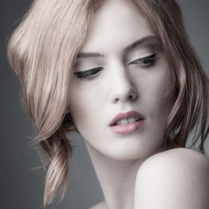 Portret studyjny, sesja kobieca - fotograf Kraków, sesja portretowa Kraków